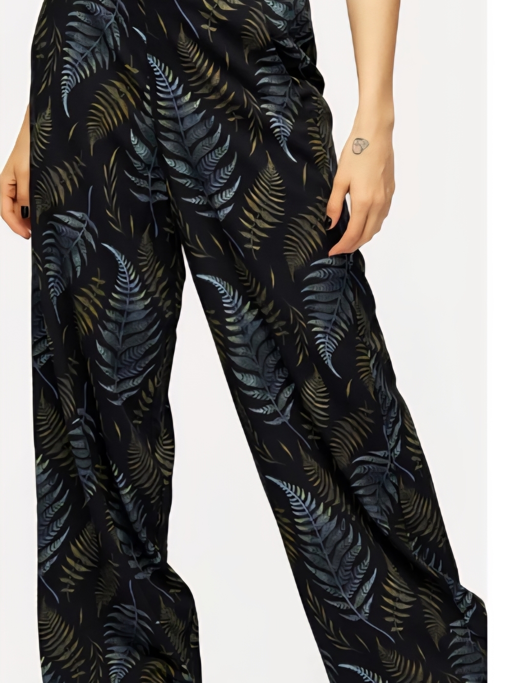 Disturbia Black Wide-Leg Pants with Fern Print